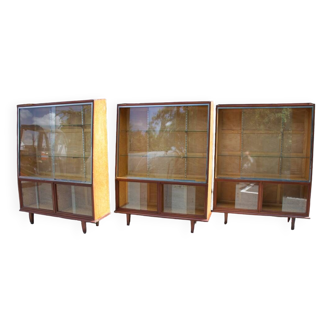 Lot 3 vitrines de commerce / étagères magasin 1960