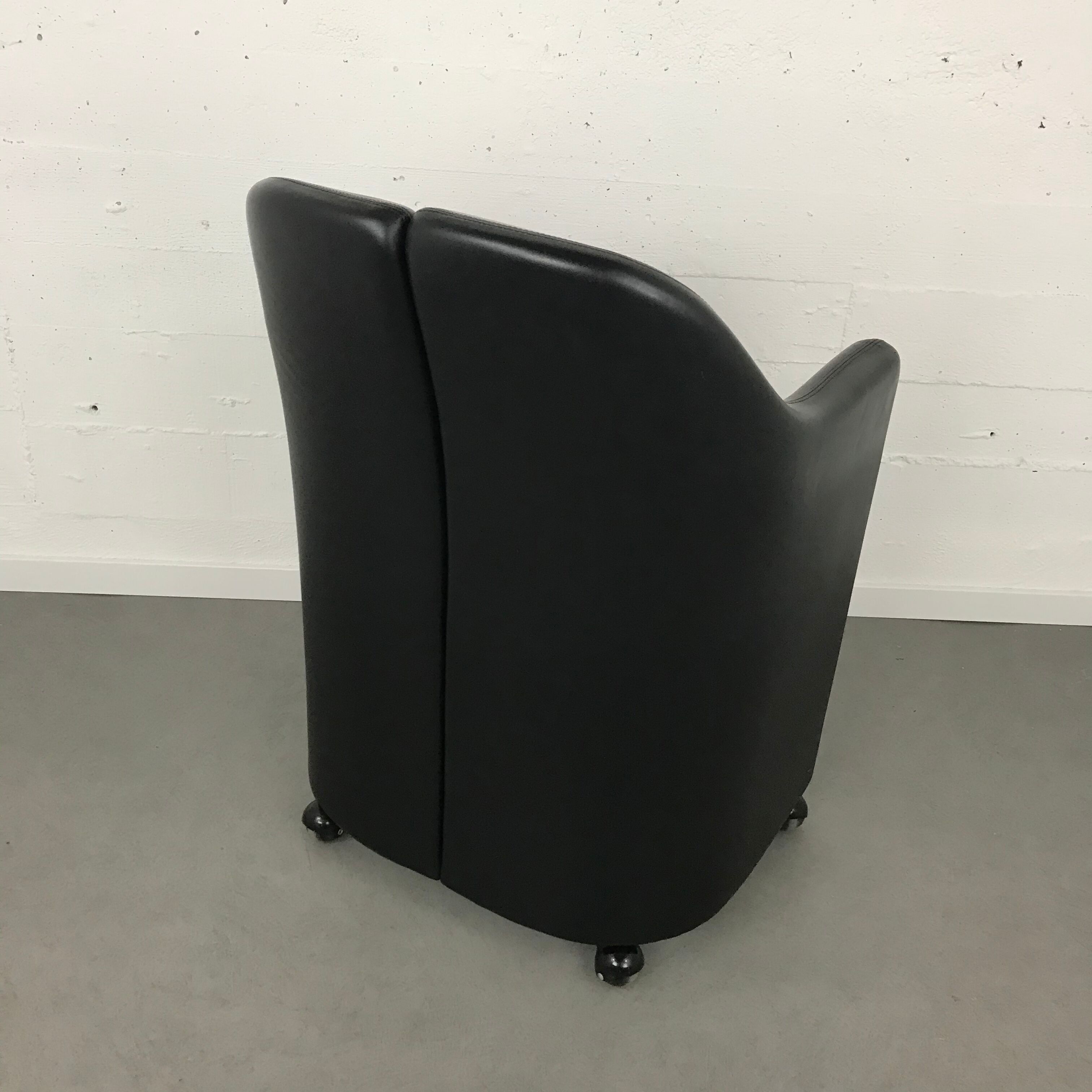 Eugenio Gerli - Chair "ps142"