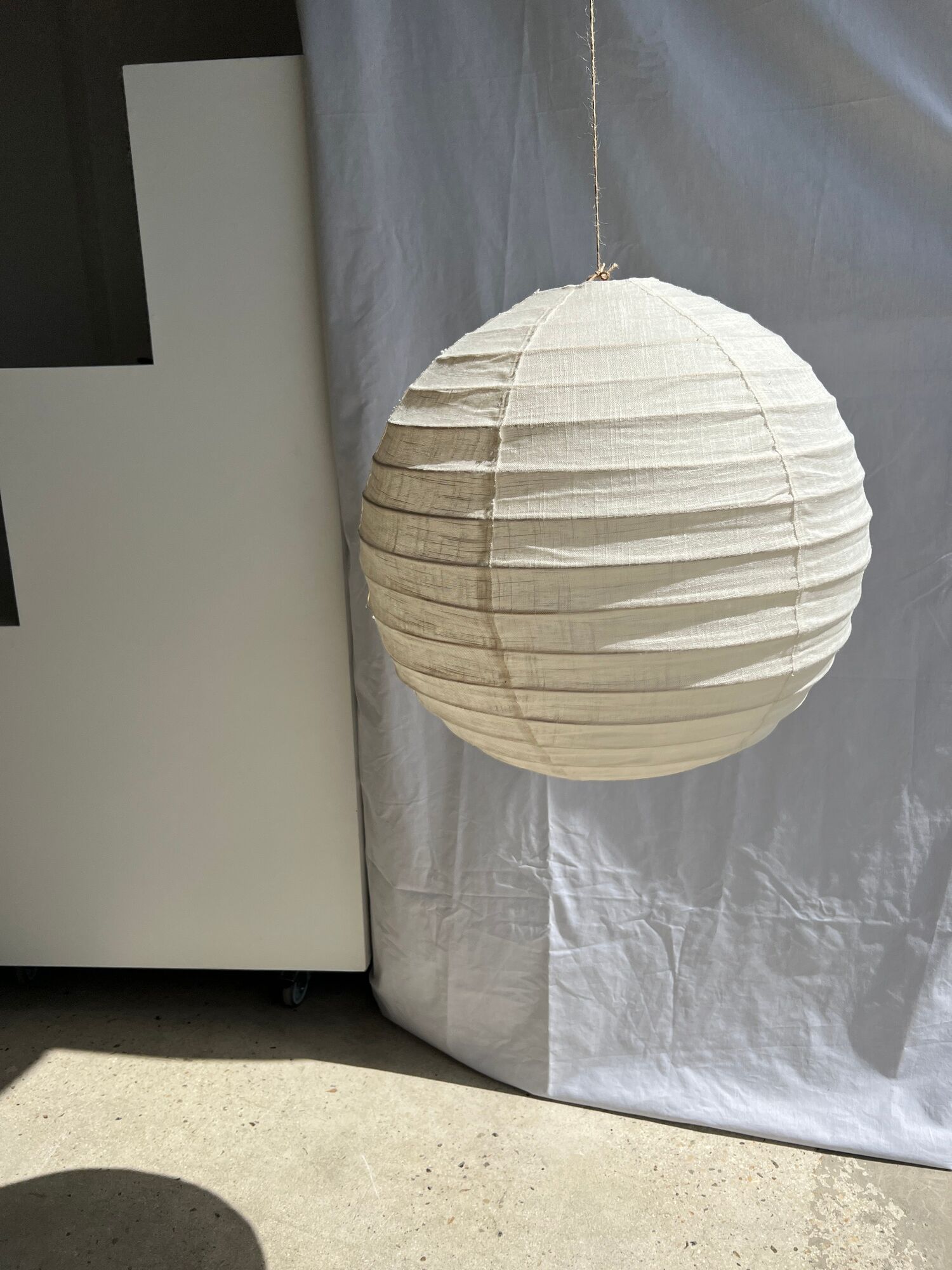 Hanging lamp in rattan and round japanese natural linen d:50