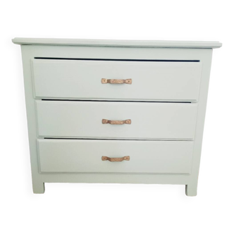 Small chest of drawers