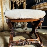 Paire de curules de la fin du xixe en bois sculpté de style Louis xv