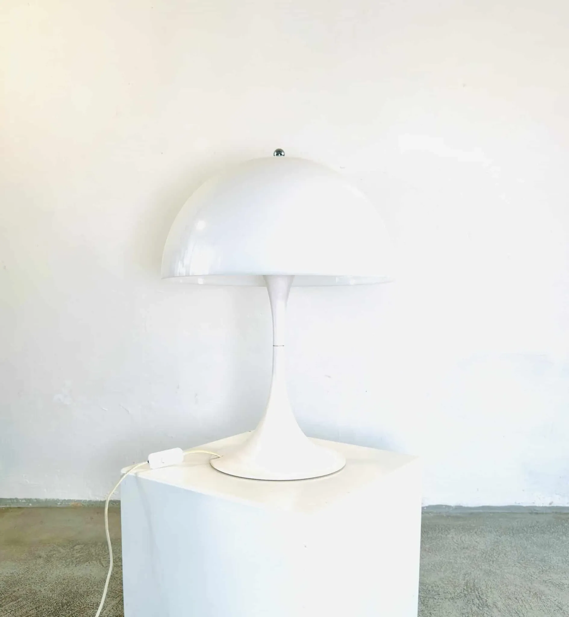 Panthella 'Mushroom' Table Lamp By Verner Panton For Louis Poulsen, Denmark, 1971