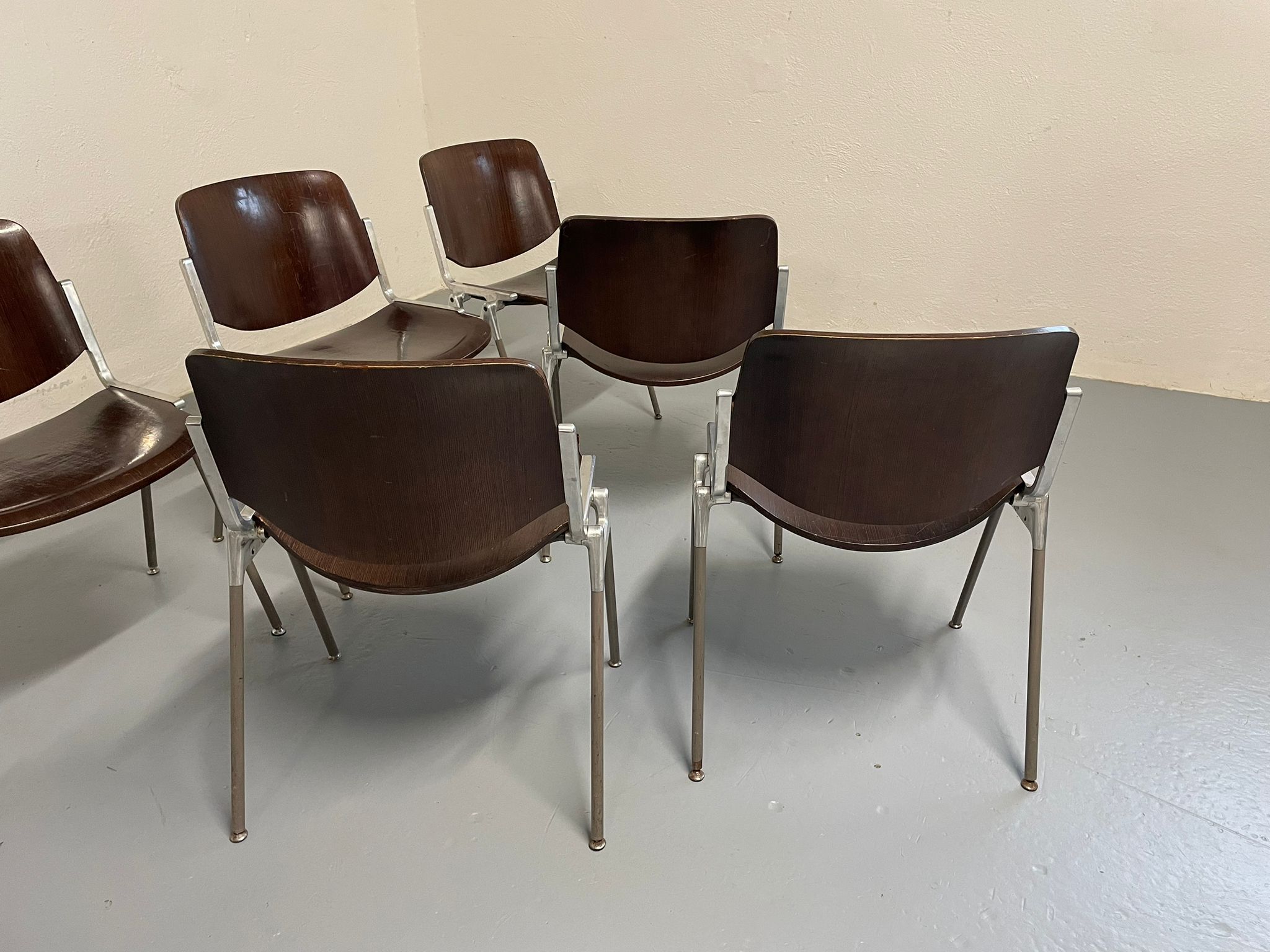 Set of 6 DSC106 dining chairs by Giancarlo Piretti for Castelli