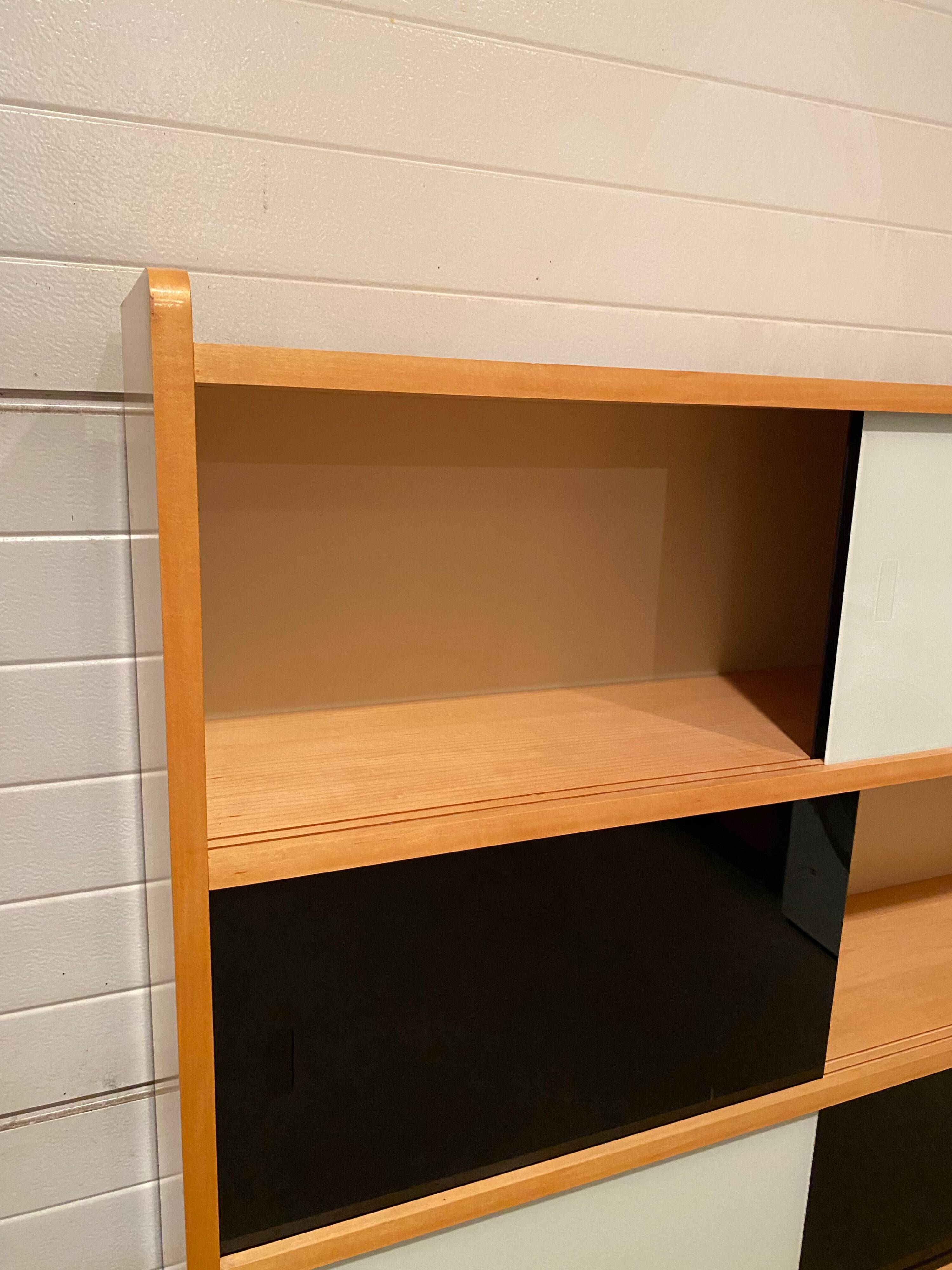 Vintage bookcase/display cabinet