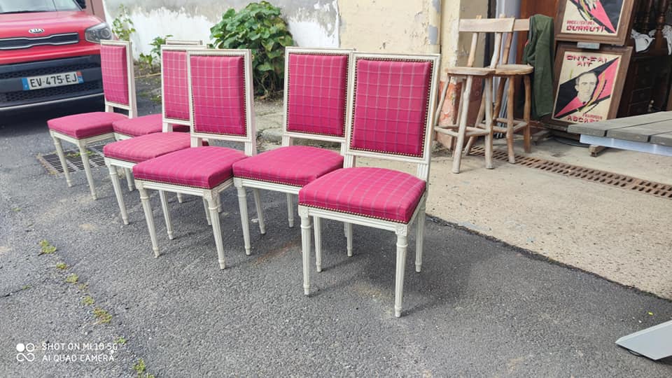 Set of 6 Louis XVI style chairs in matte white lacquer