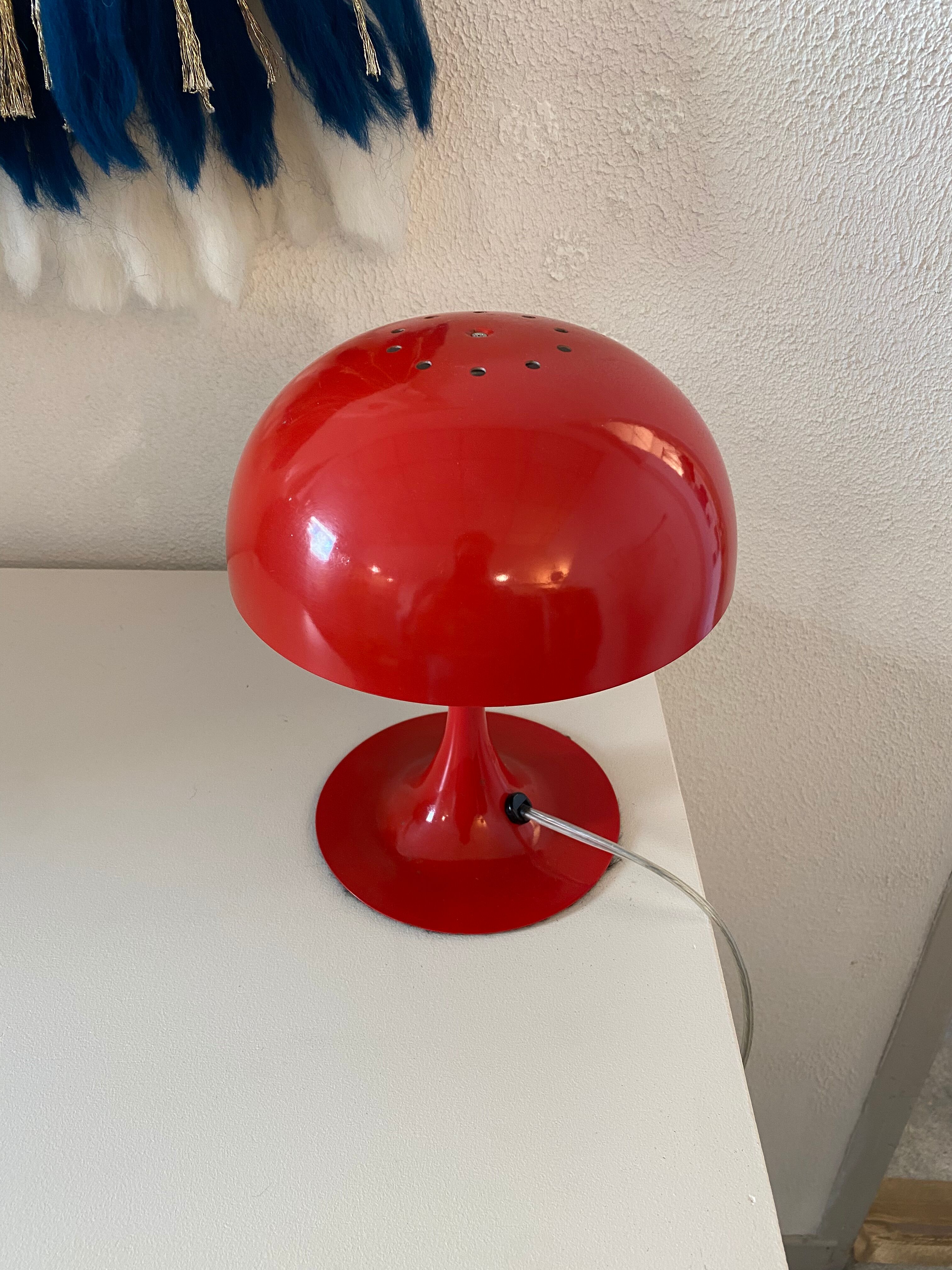 Red metal mushroom lamp