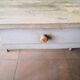 Table en bois bureau patine grise