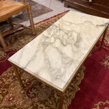 Table basse laiton et marbre blanc style Louis XVI