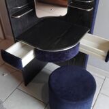 Vintage corner hairdresser from the 70s.