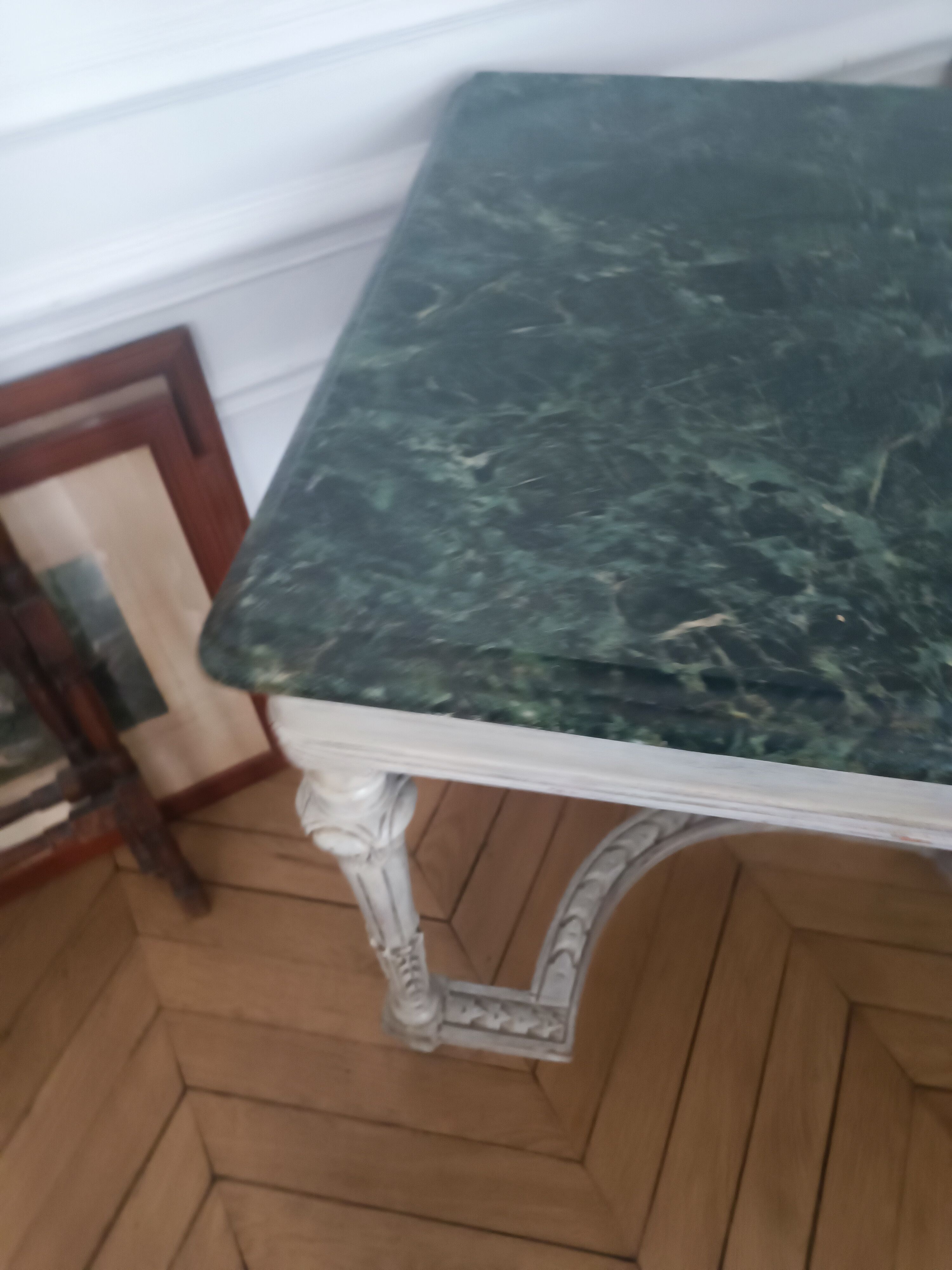 Table à gibier style louis xv - marbre vert
