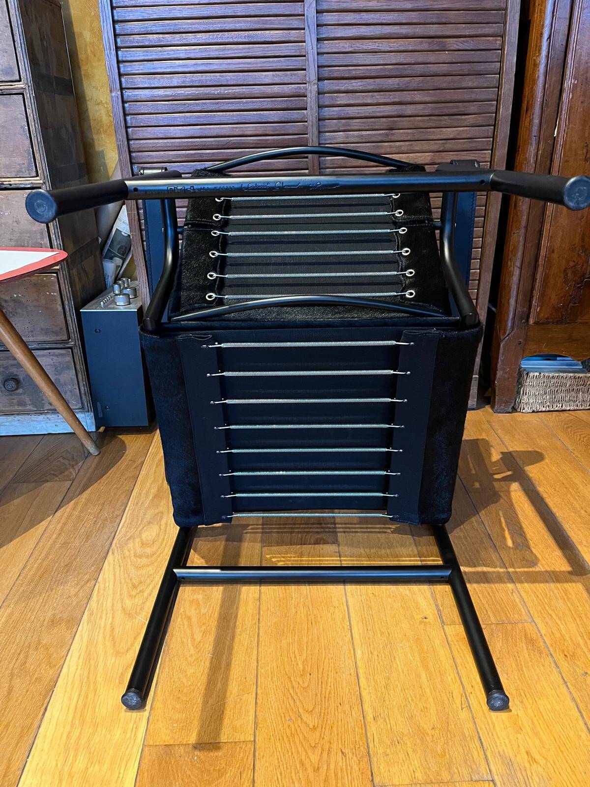 Vintage Le Corbusier Black Cowhide Armchair, Model LC1 by Cassina, 1970