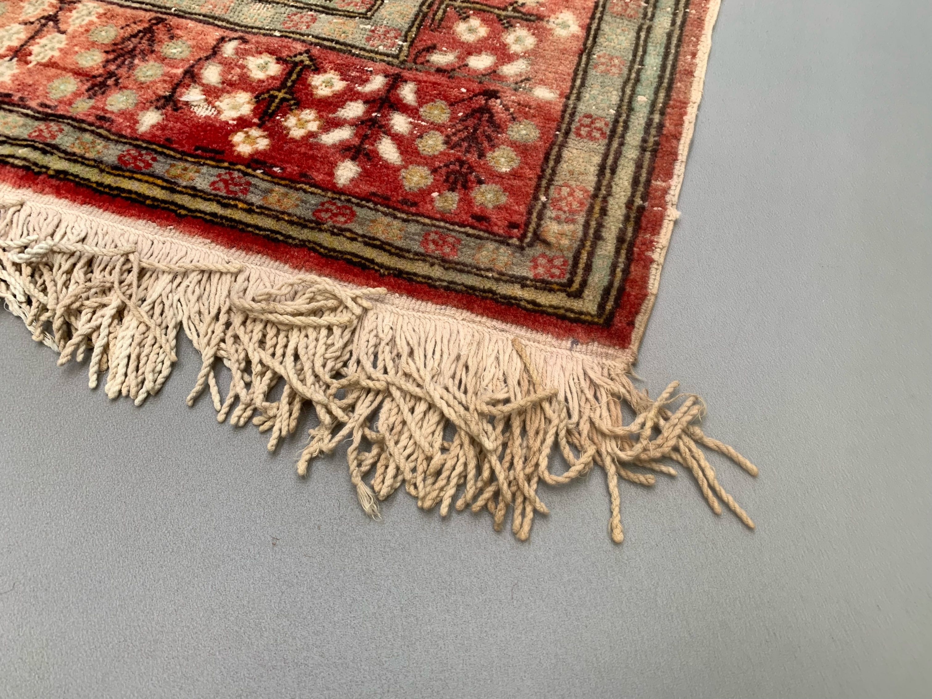 Vintage turkish oushak rug 150x86 cm carpet