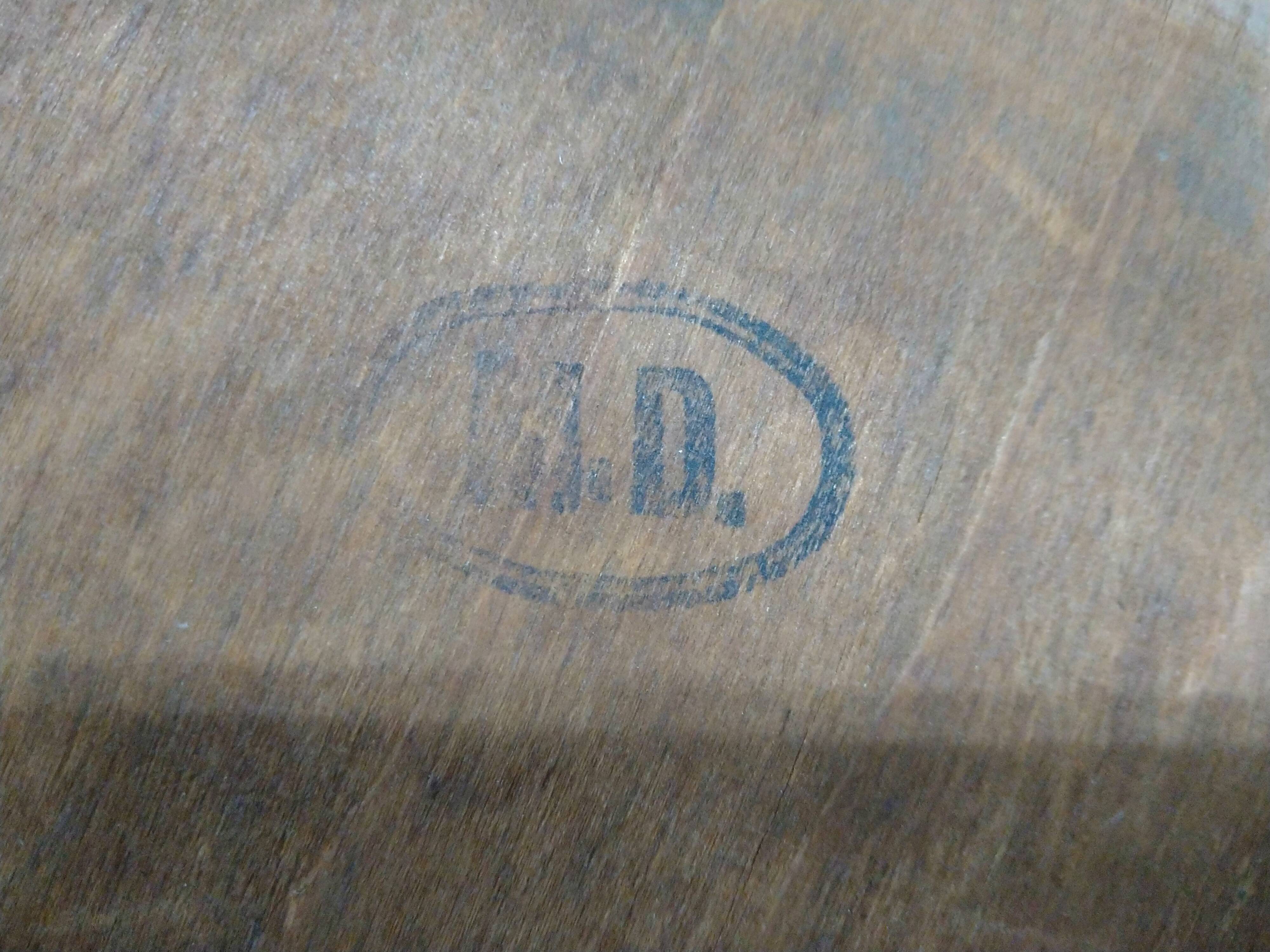 4 dining table chairs