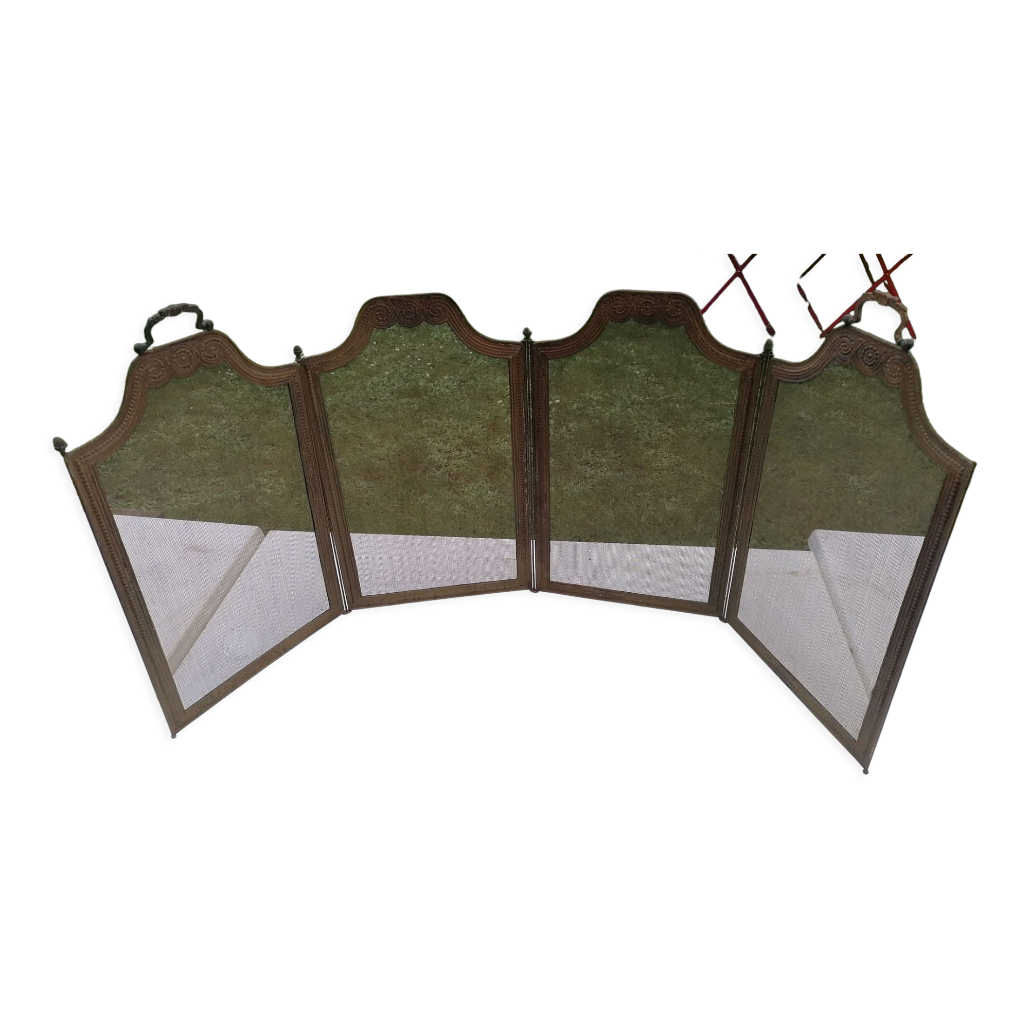 Fire screen