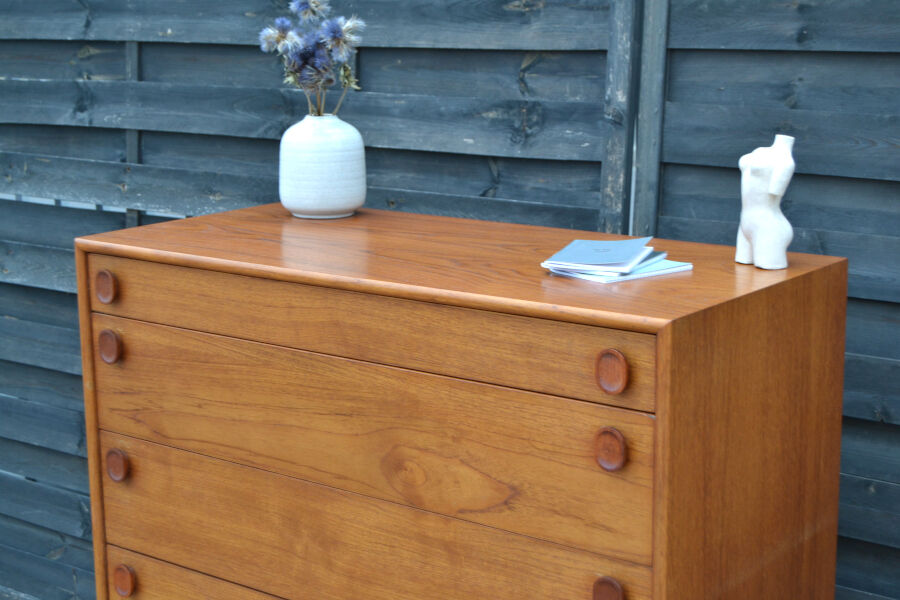 Commode en chêne par Meredew * 98 cm