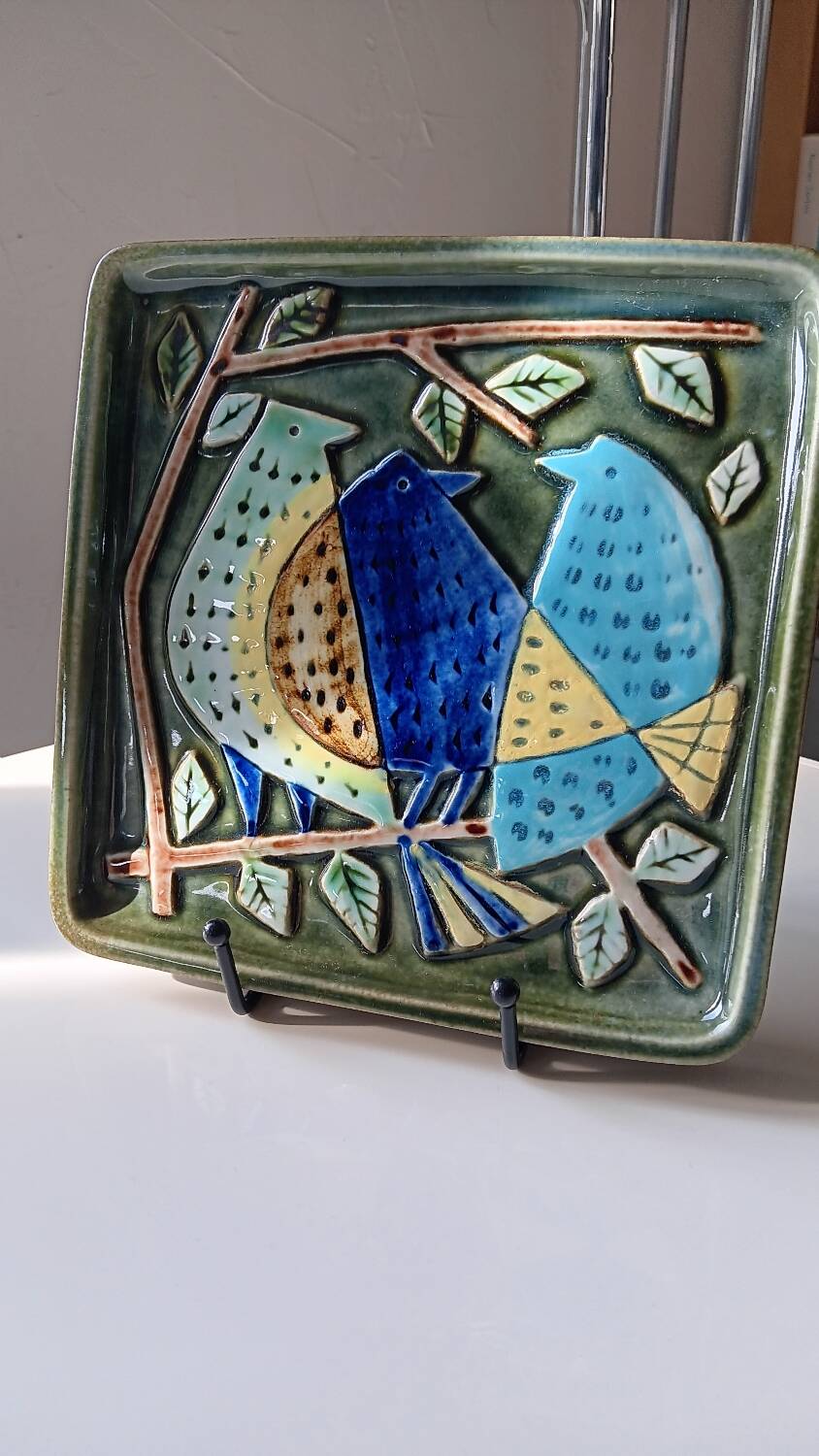 Ceramic plaque "the 3 birds" by Lisa Larson - Harlekin series