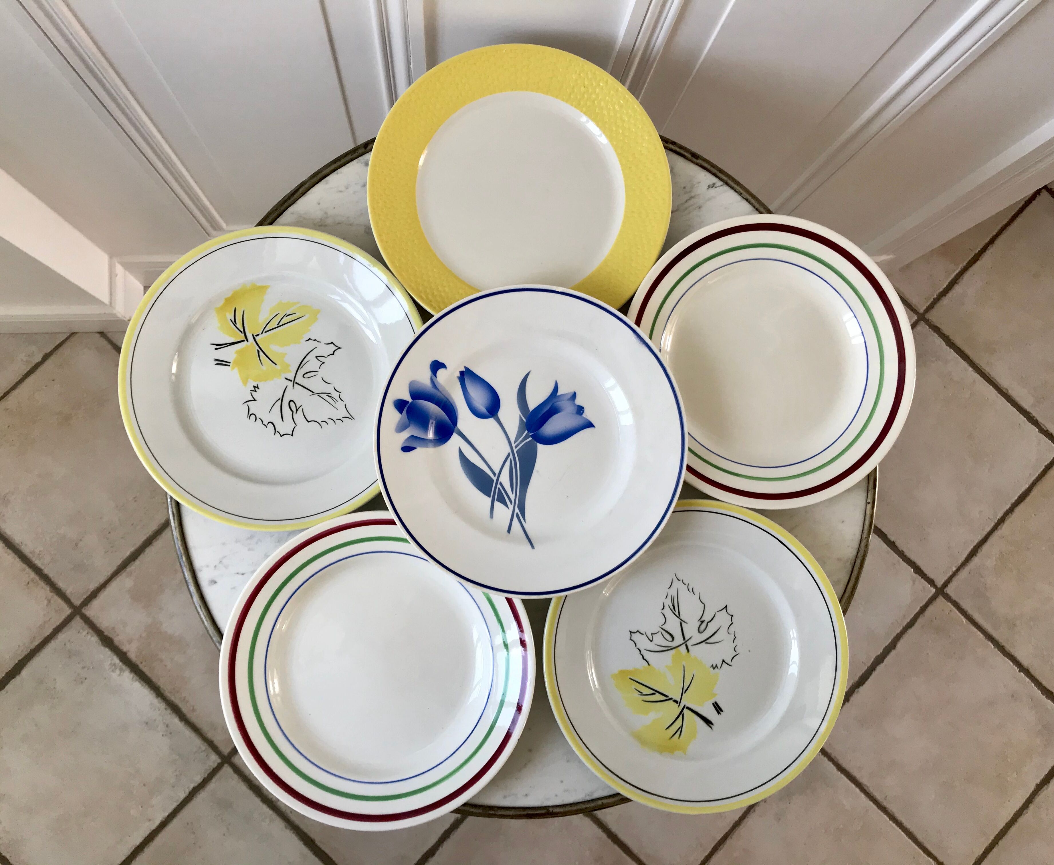 Set of 6 flat plates mismatched Digoin Sarreguemines and Gien years 30-40