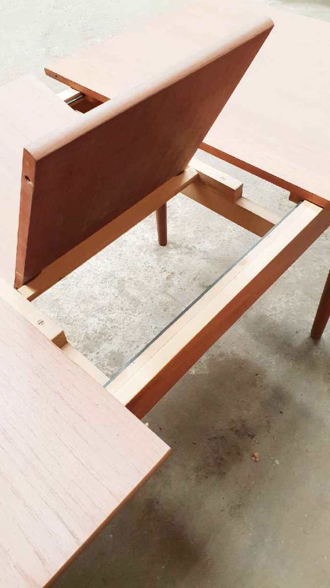 Scandinavian table extansible