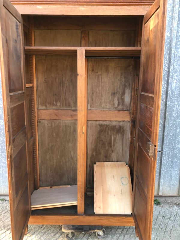 Armoire vintage d’époque reconstruction de style René Gabriel