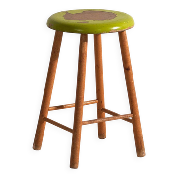 Tabouret ancien en bois à assise ronde – Europe centrale, vers 1950