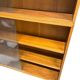 Vitrine/armoire de rangement vintage en bois et verre