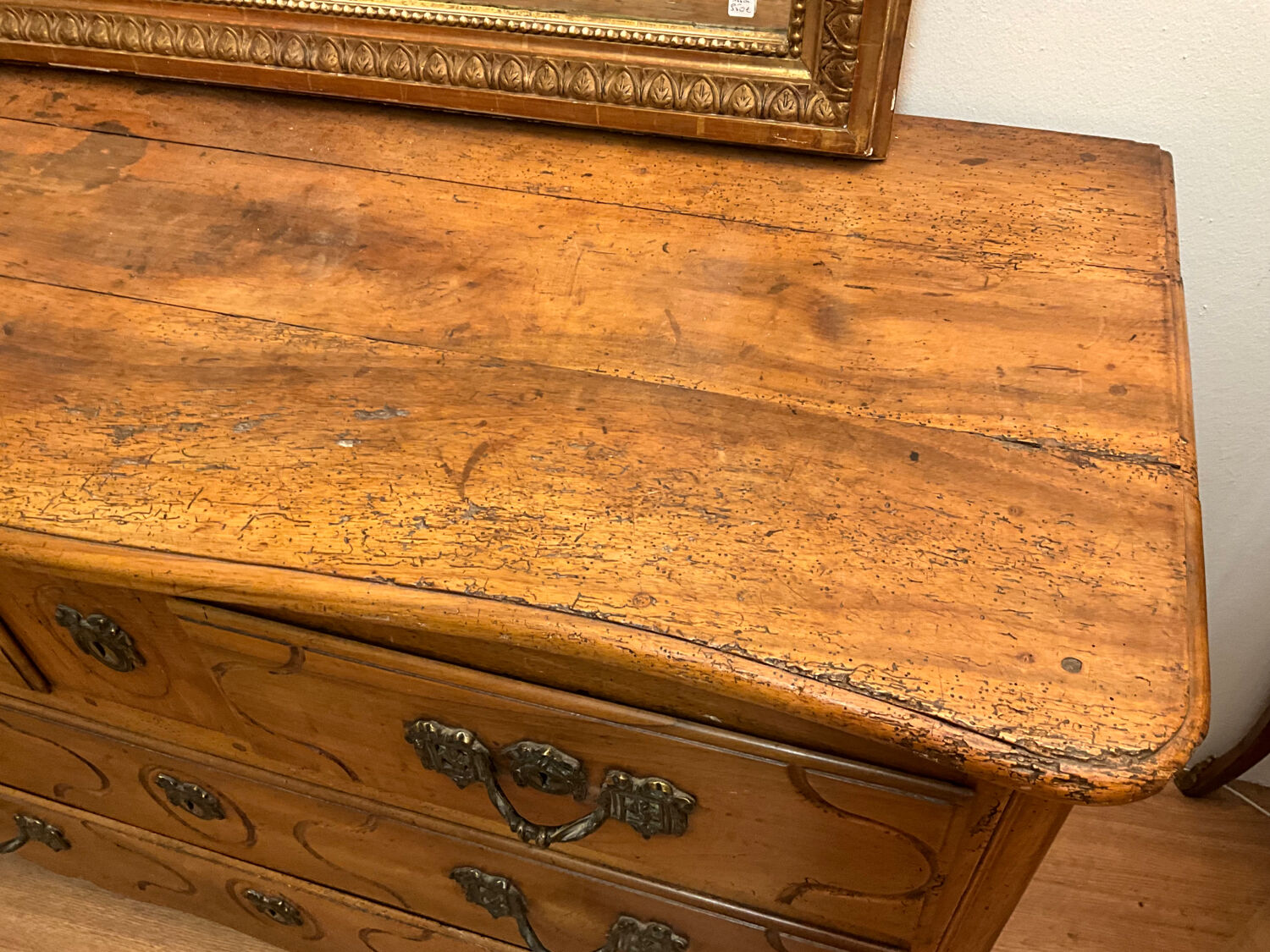 Louis XV chest of drawers