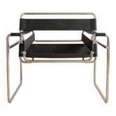 Vintage B3 Wassily chair by Marcel Breuer for Knoll International, black leather, 1980s, 65 x 78 x 74 cm