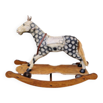 Wooden horse toy