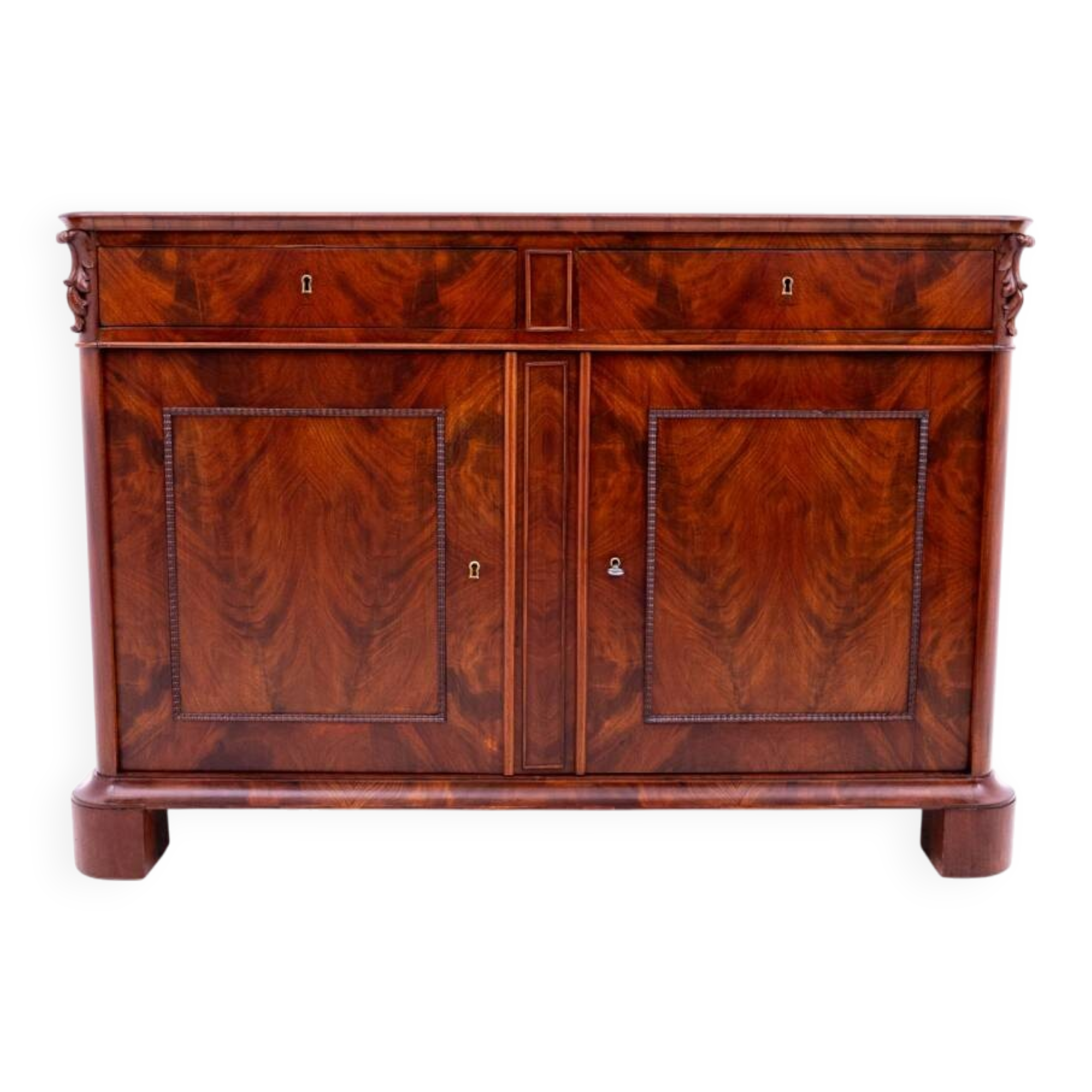 Chest of drawers, Northern Europe, late 19th century.