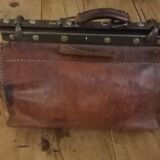 Leather doctor's bag