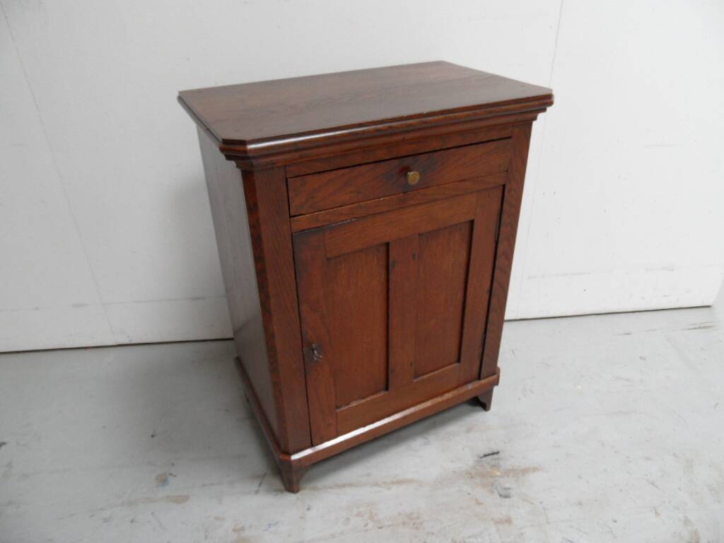 Antique oak one door cabinet
