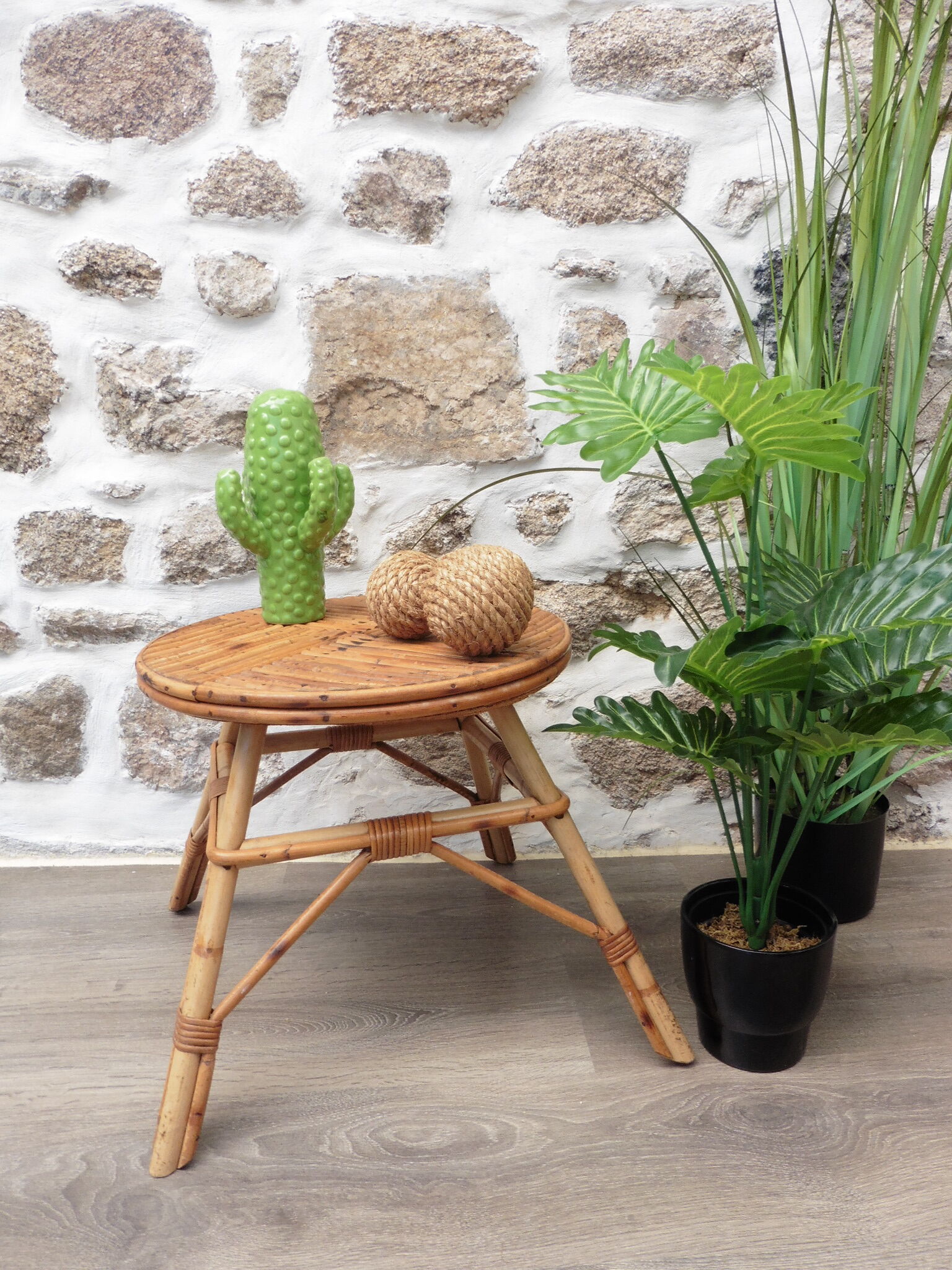 Table round rattan