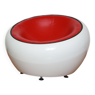 Trendy lounge swivel ball armchair red white