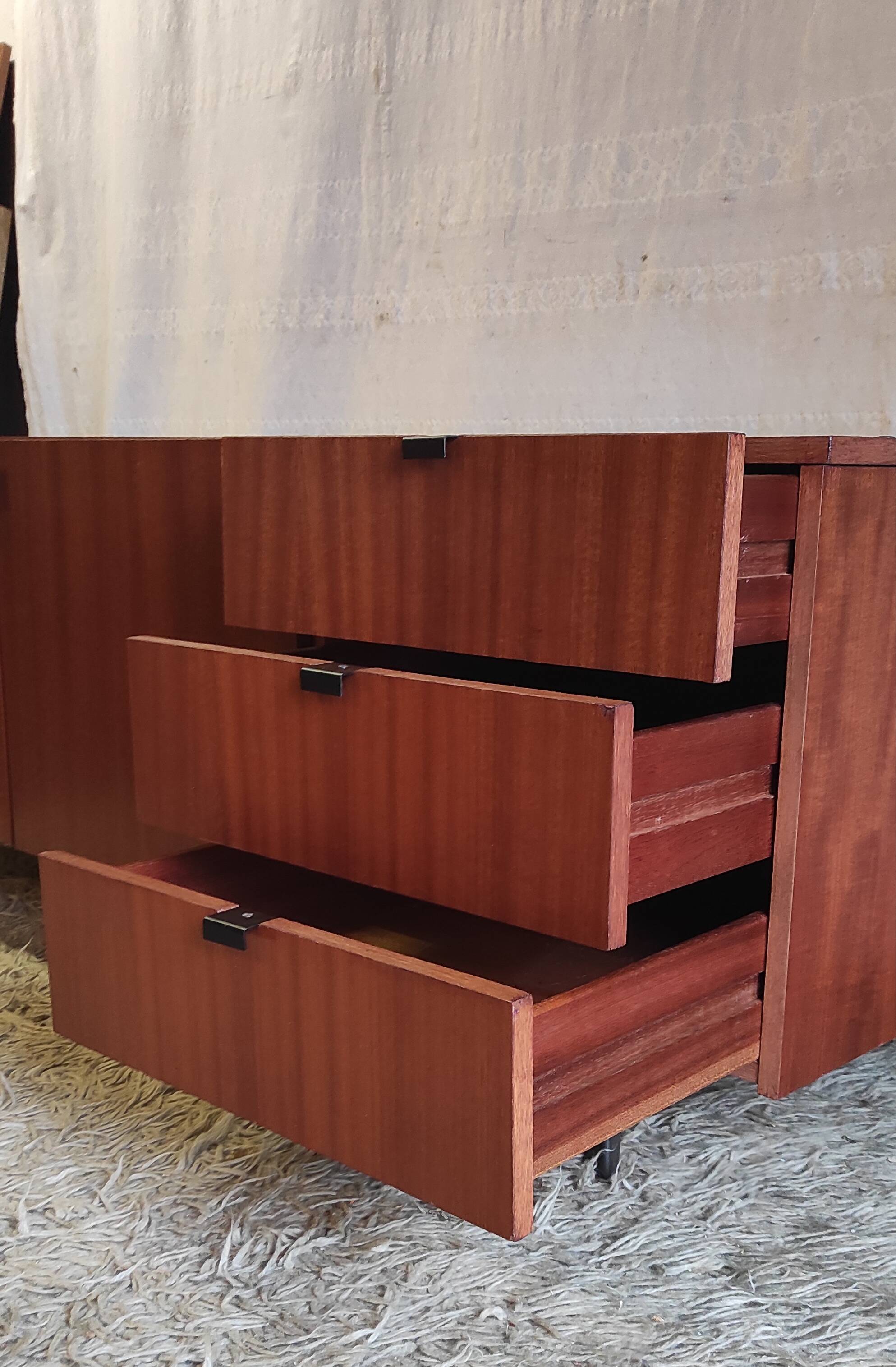 Enfilade moderniste en teck - années 60/70