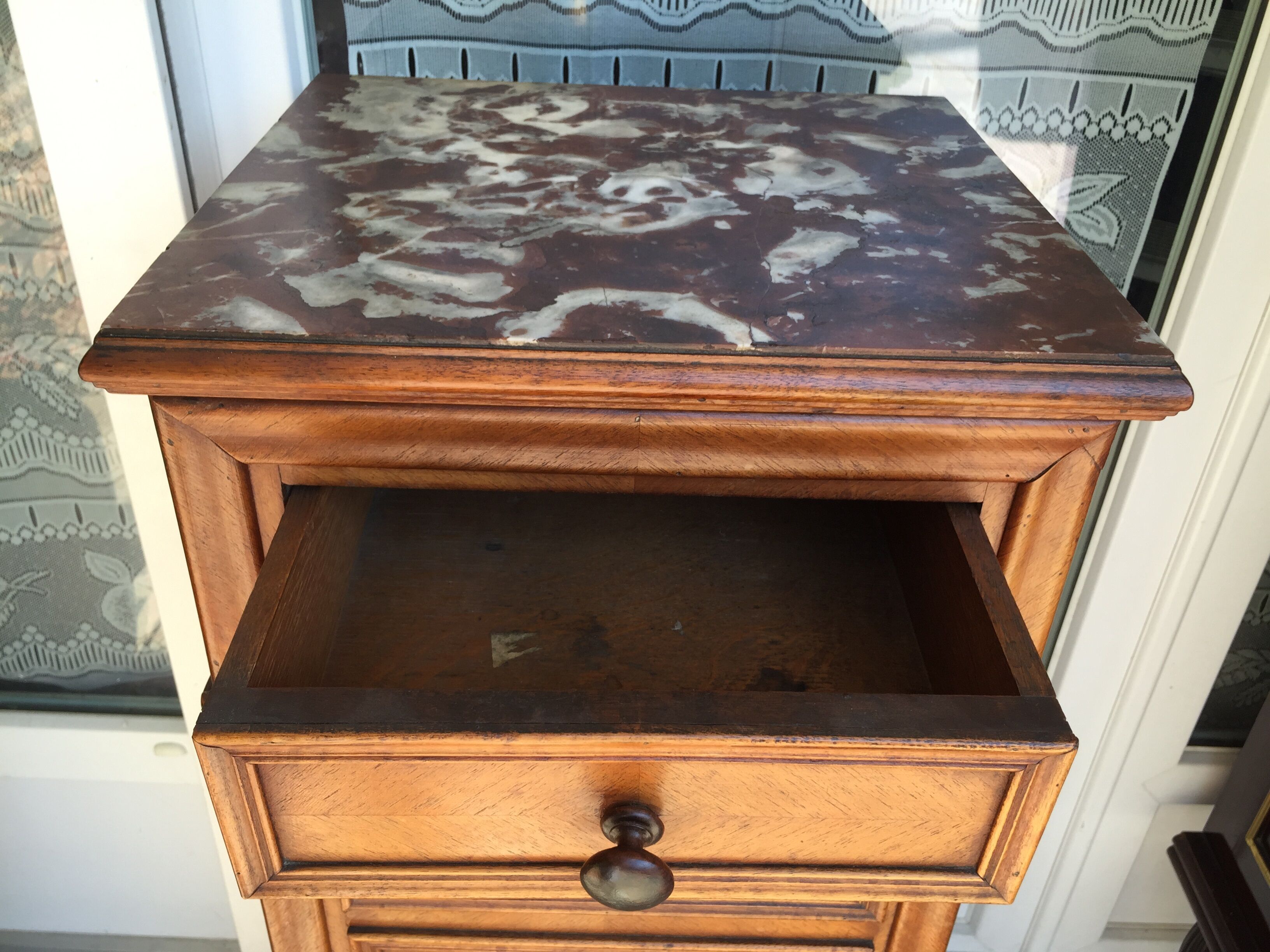 Old chest of drawers