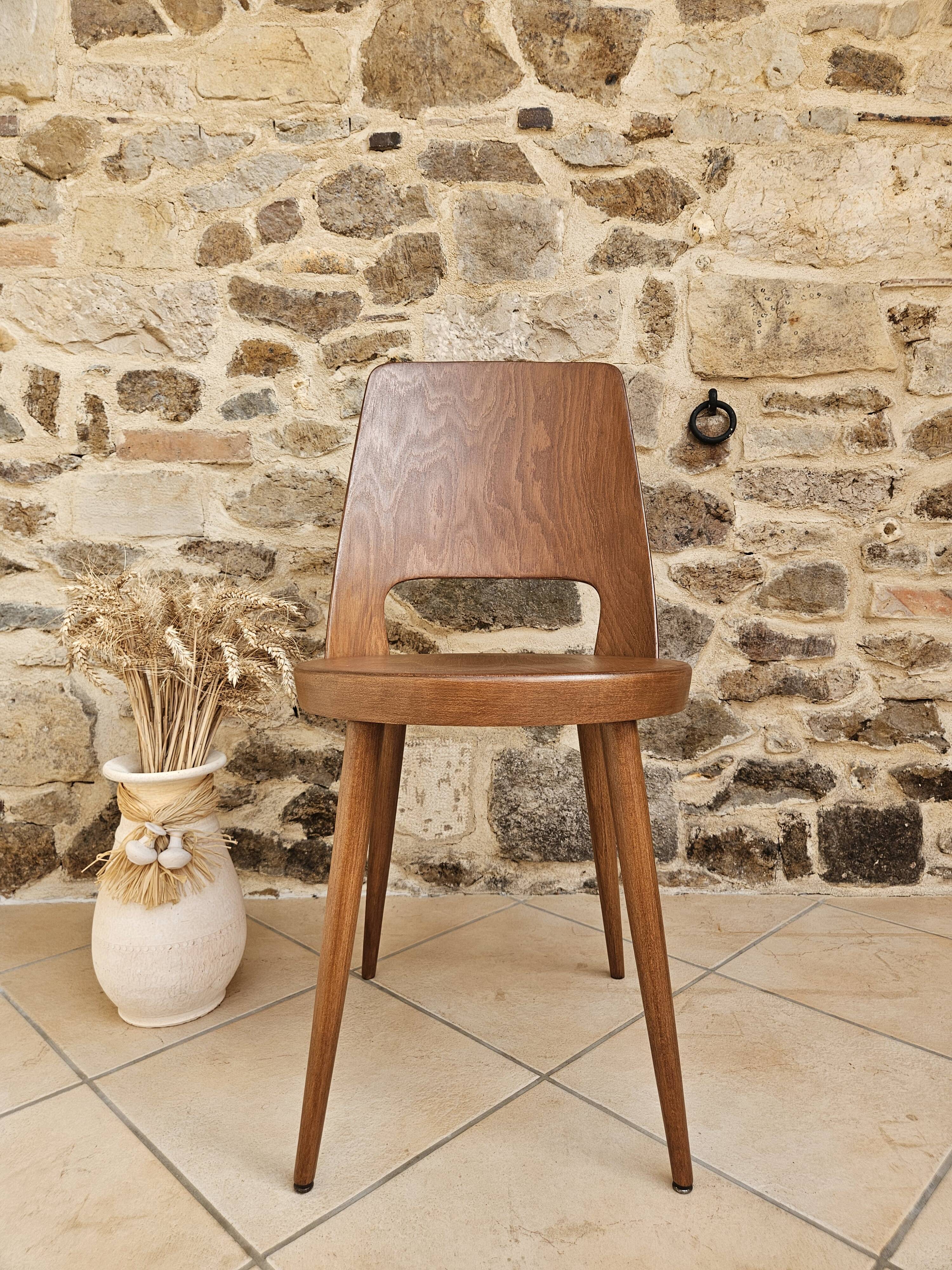 10 Baumann Mondor chairs