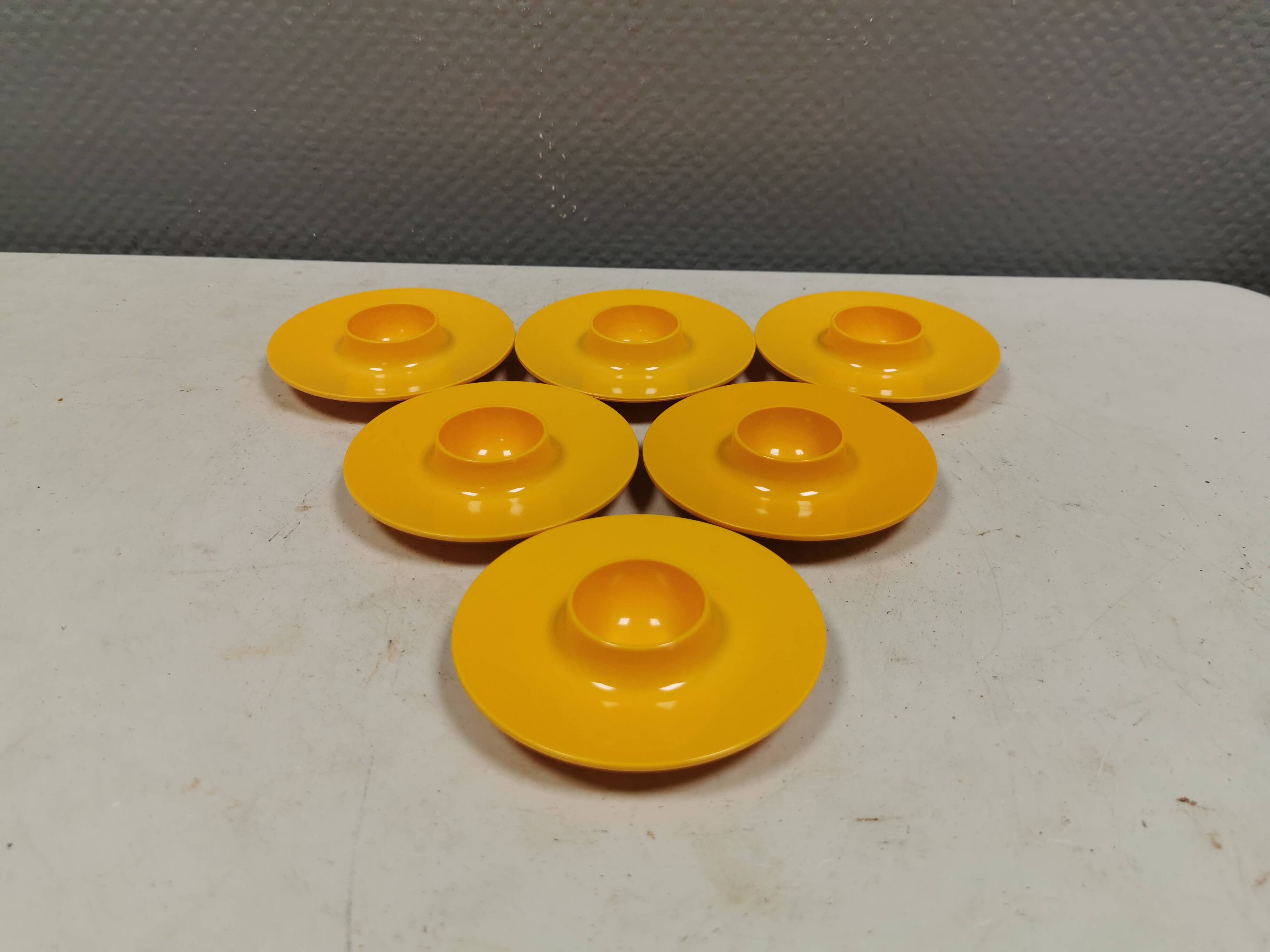 6 Rösti egg cups, Denmark, 1970s.