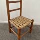 Chaise enfant scandinave en bois et assise corde