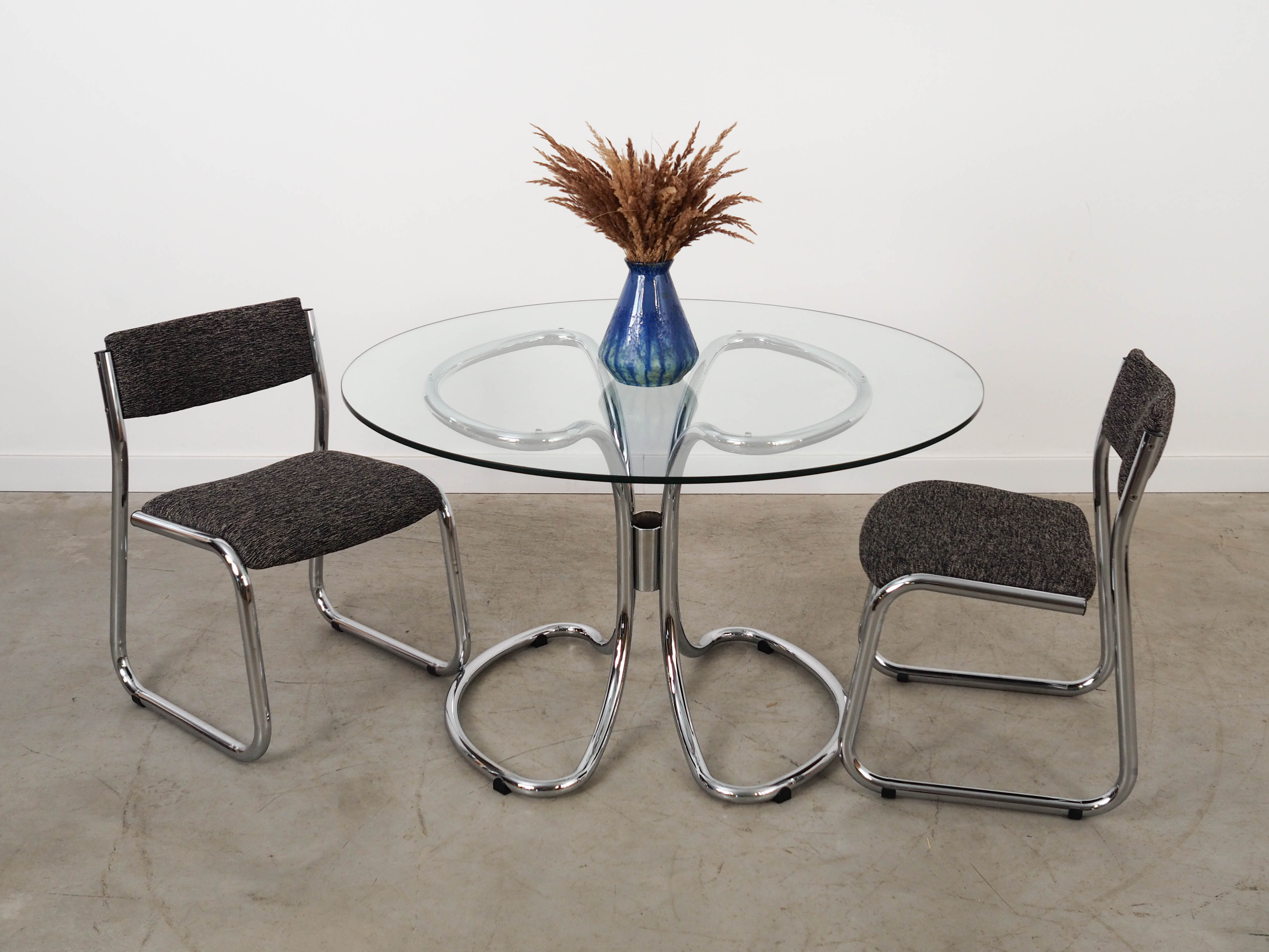Glass table, Italian design, 1970s, manufactured by Gastone Rinaldi