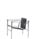 Fauteuil « lc1 » de charlotte perriand pour le corbusier, édités par cassina