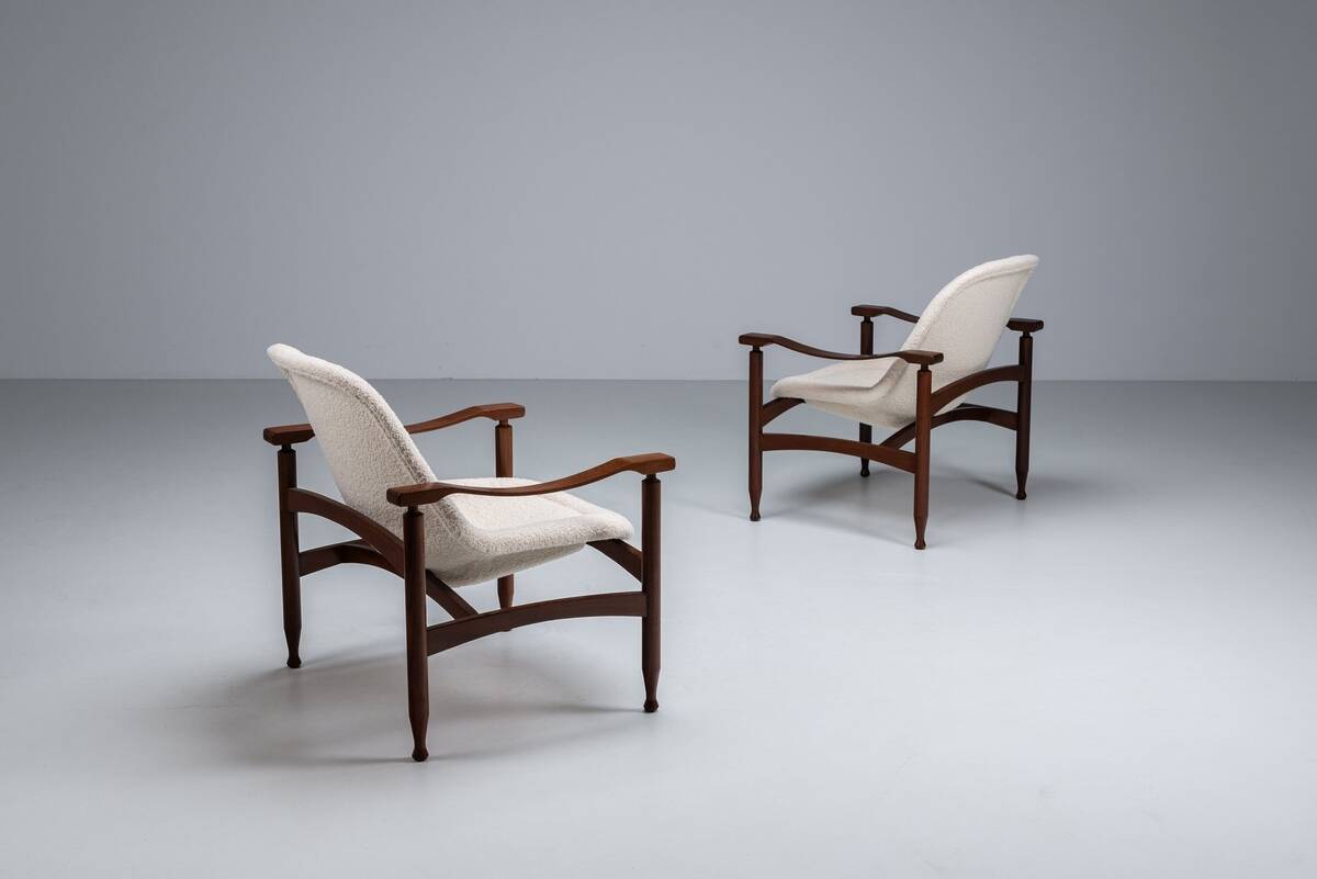 Pair of “Tiki” lounge chairs in teak and bouclé Busnelli Italy 1960
