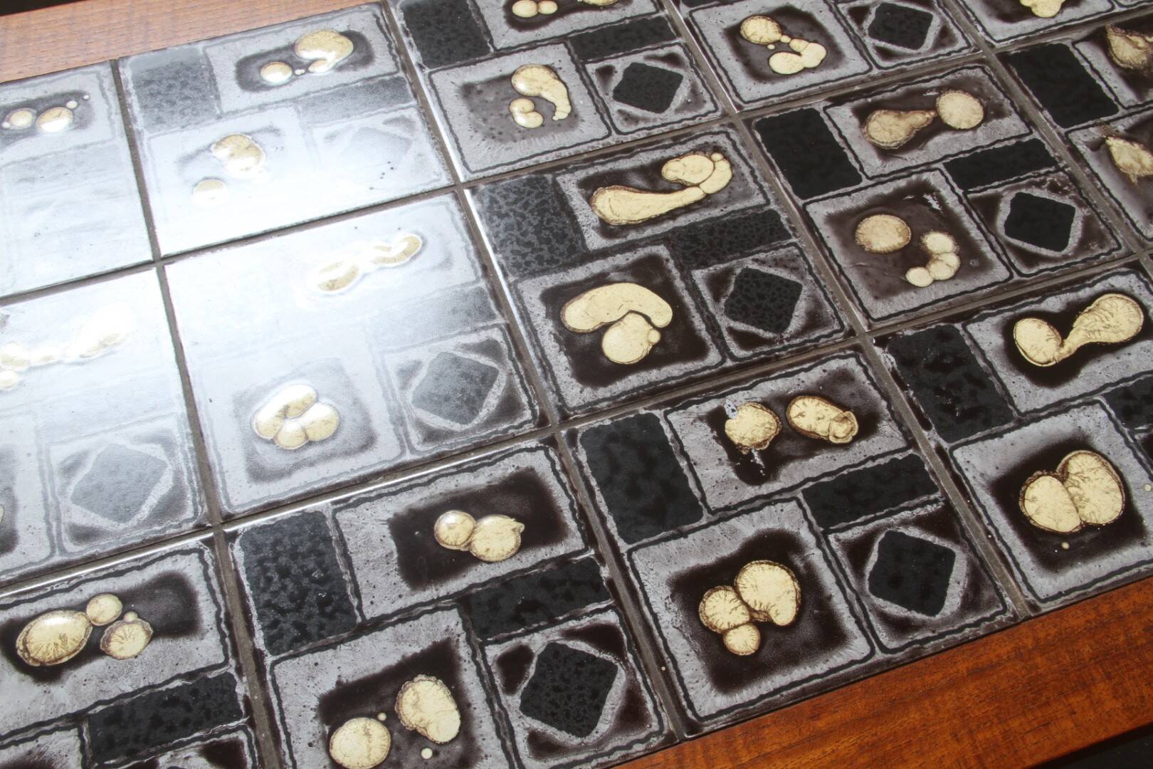 Table basse en teck danois avec plateau en carreaux de céramique, années 1960