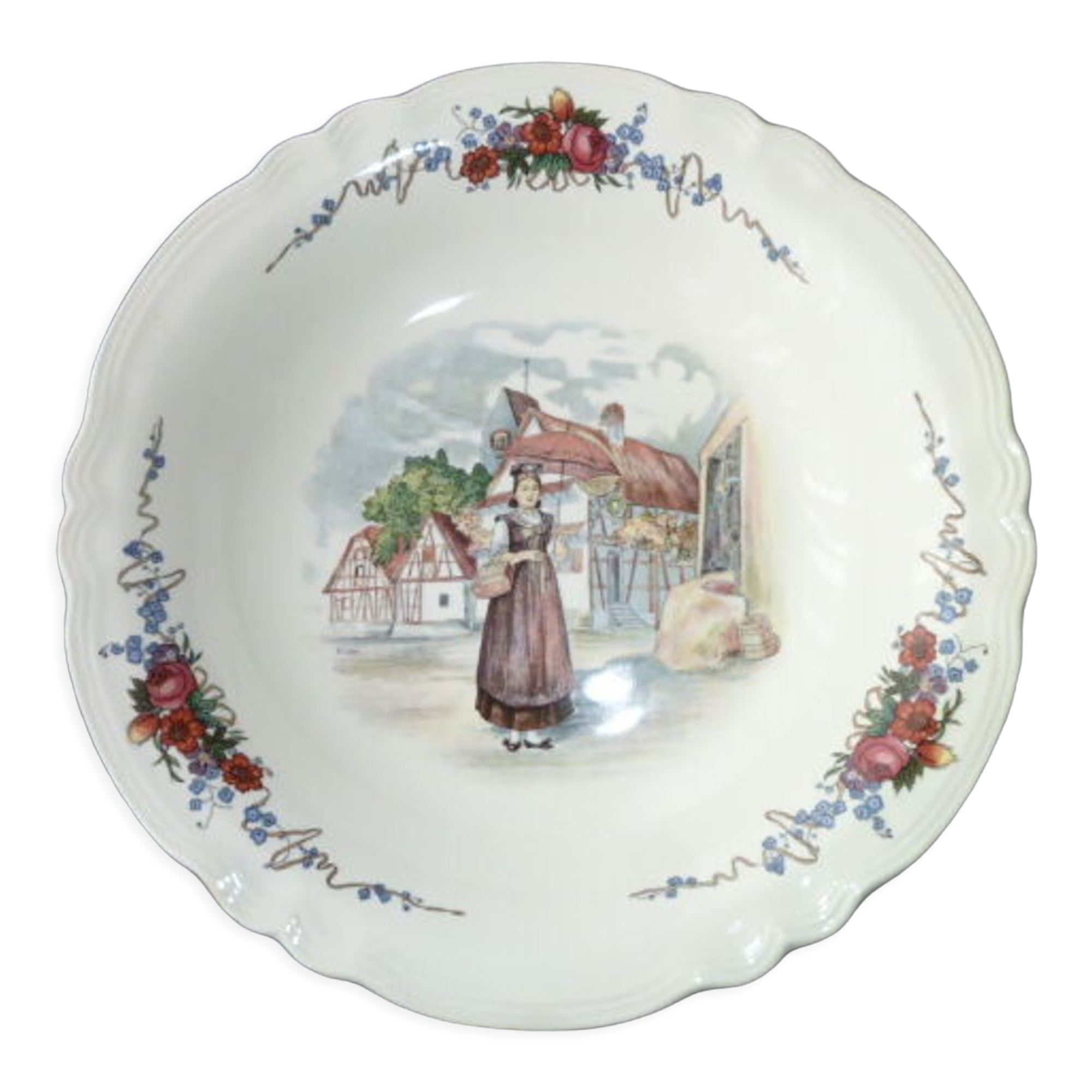 Large hollow faience dish of Sarreguemines Model Obernai