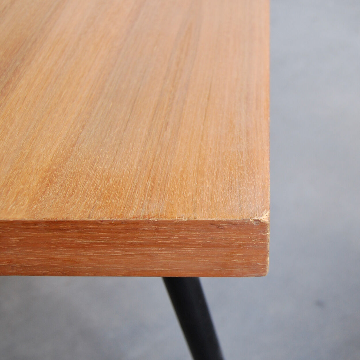 Vintage coffee table Meurop 1960