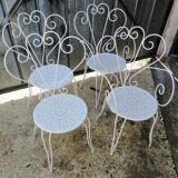Garden furniture in white metal