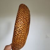 Round rattan basket