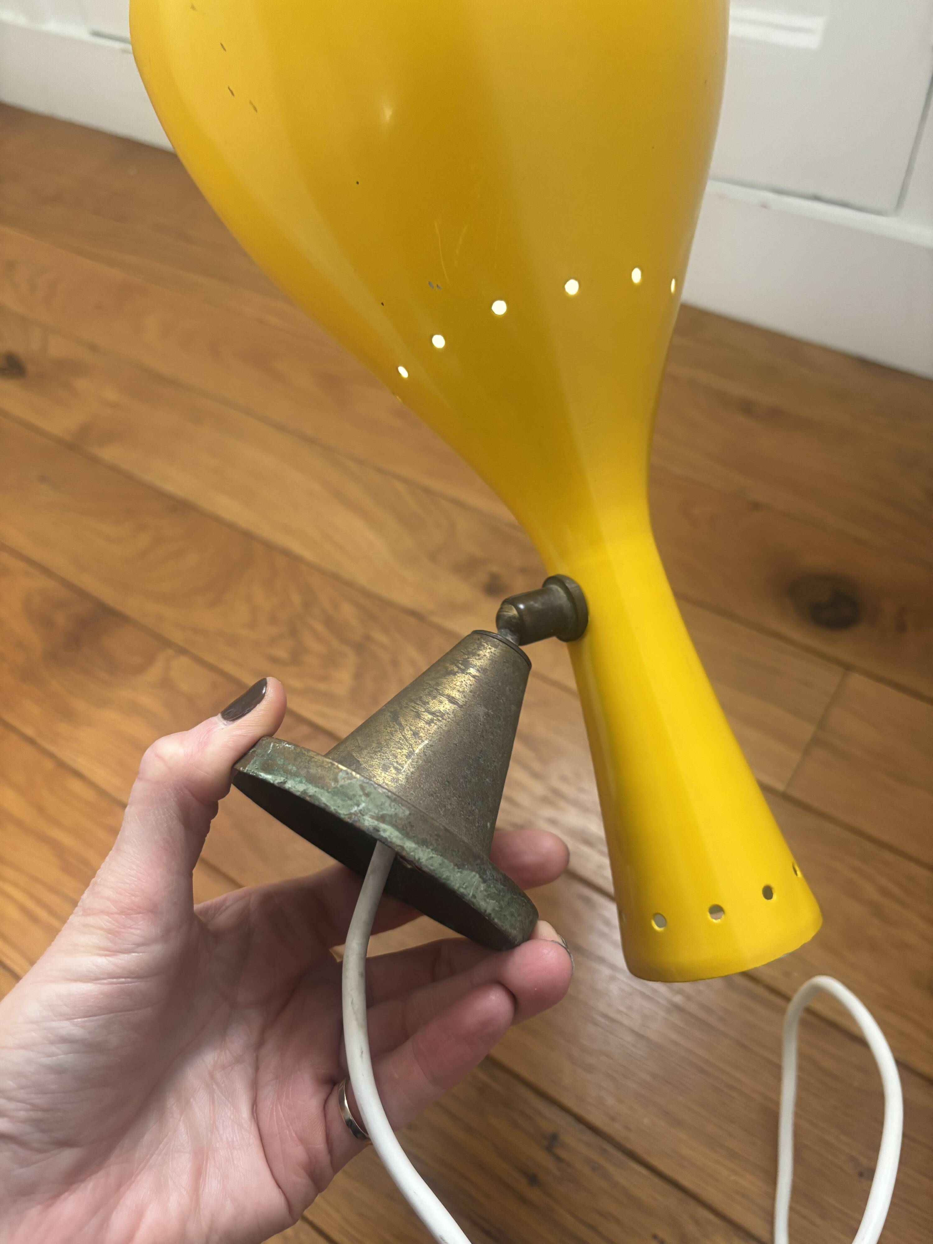 Diabolo wall light, drainage from the 1950s.