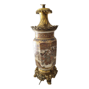 Pied de lampe japonaise