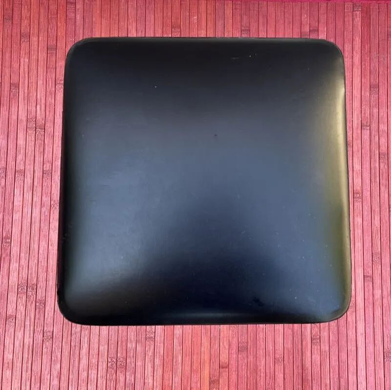 Tabouret vintage en skaï noir