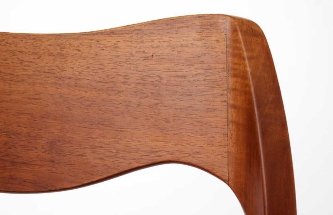 Niels O. Moller chair model 71